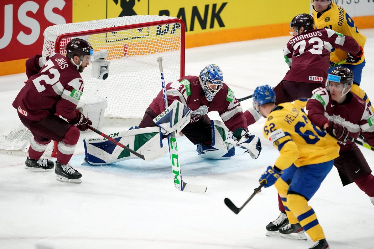 Latviske hockeyspillere organiserer en test for svenskene, hilser et nederlag i verdensmesterskapet.  Høydepunkter / Artikkel