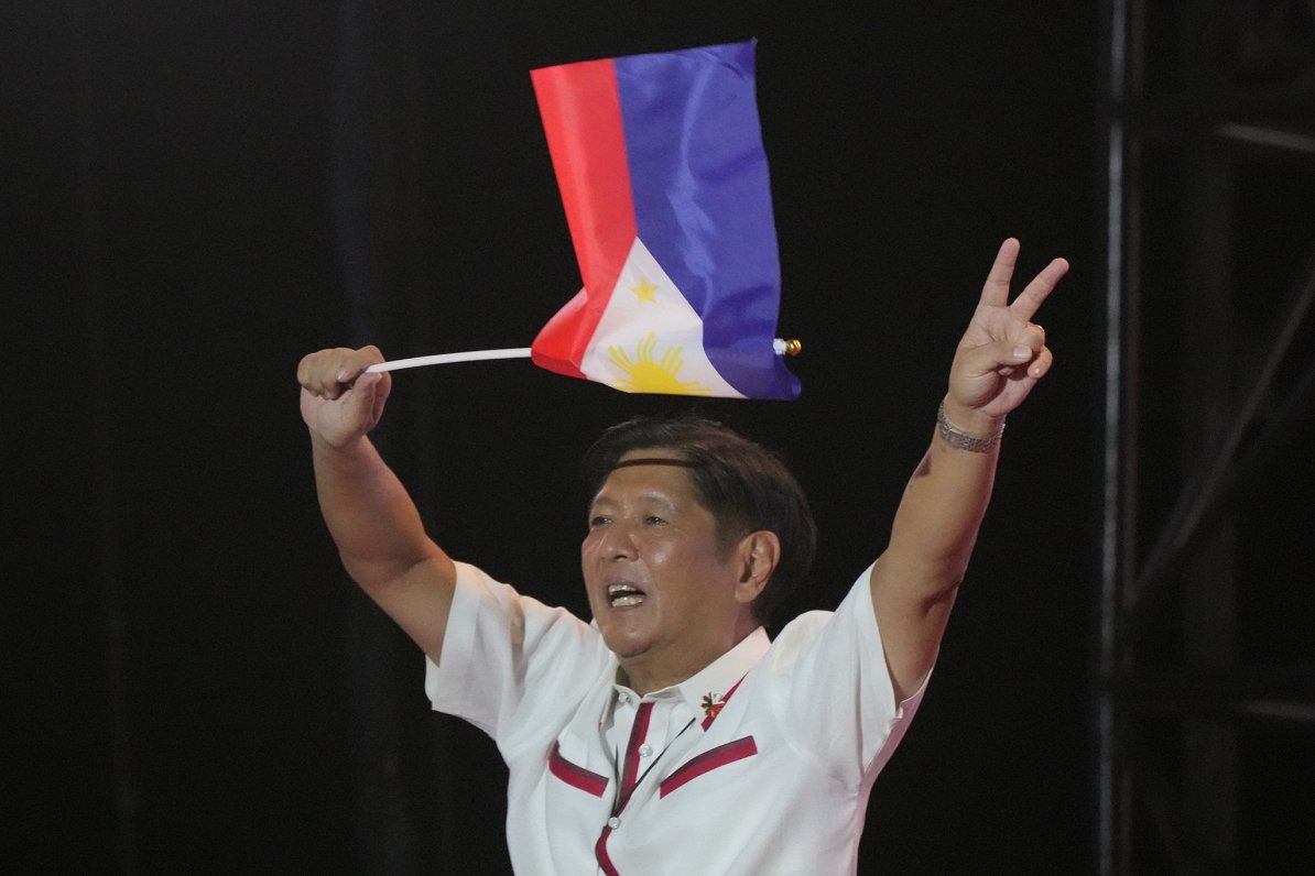 Filipīnu prezidenta vēlēšanās uzvarējušais Ferdinands Markoss jaunākais
