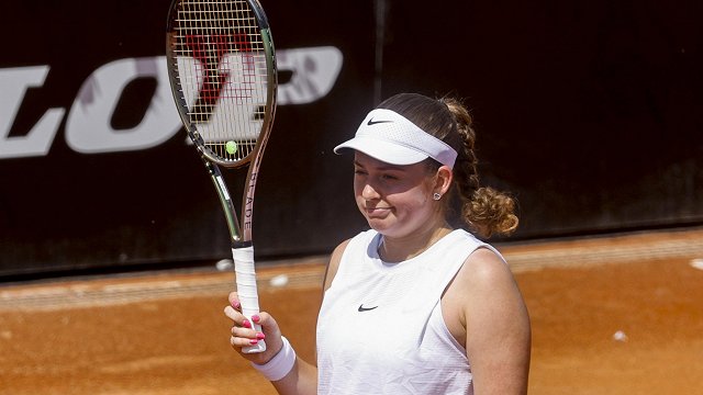 Tenisiste Ostapenko pasaules rangā zaudē vienu pozīciju