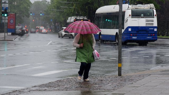Sestdien Latvijā gaidāms vēss laiks un īslaicīgs lietus