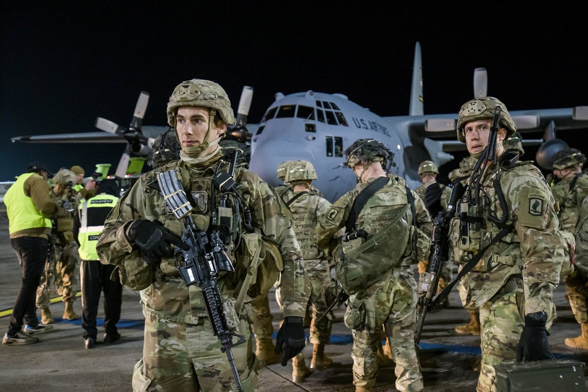 ASV karavīri, kas ieradās Latvijā 2022. gada 24. februārī, gandrīz vienlaikus ar Krievijas iebrukumu...
