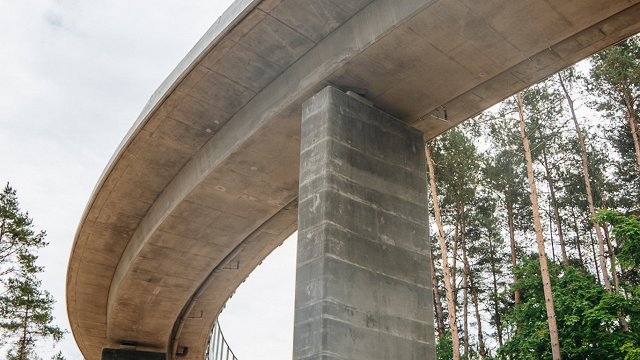 Sarkandaugavas tilta pār dzelzceļu būvniecība sadārdzinājusies par 1,1 miljonu eiro