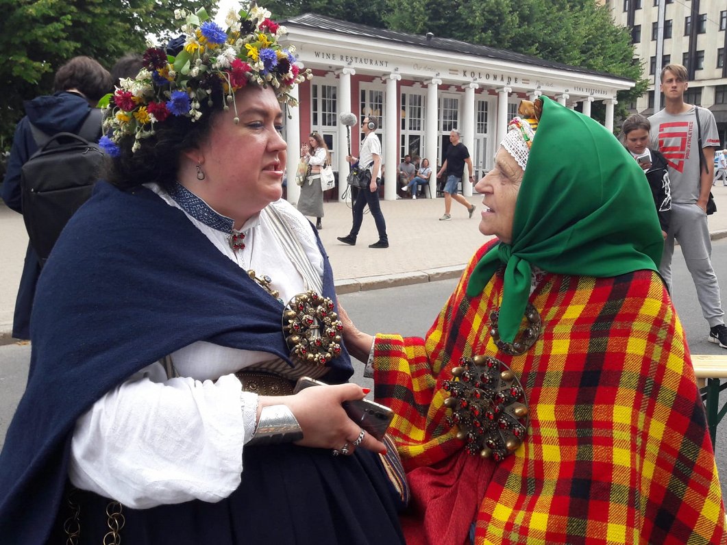 Latviešu nacionālās kultūras biedrības Igaunijā folkloras kopas &quot;Rēvele&quot; vadītāja Laura Šm...
