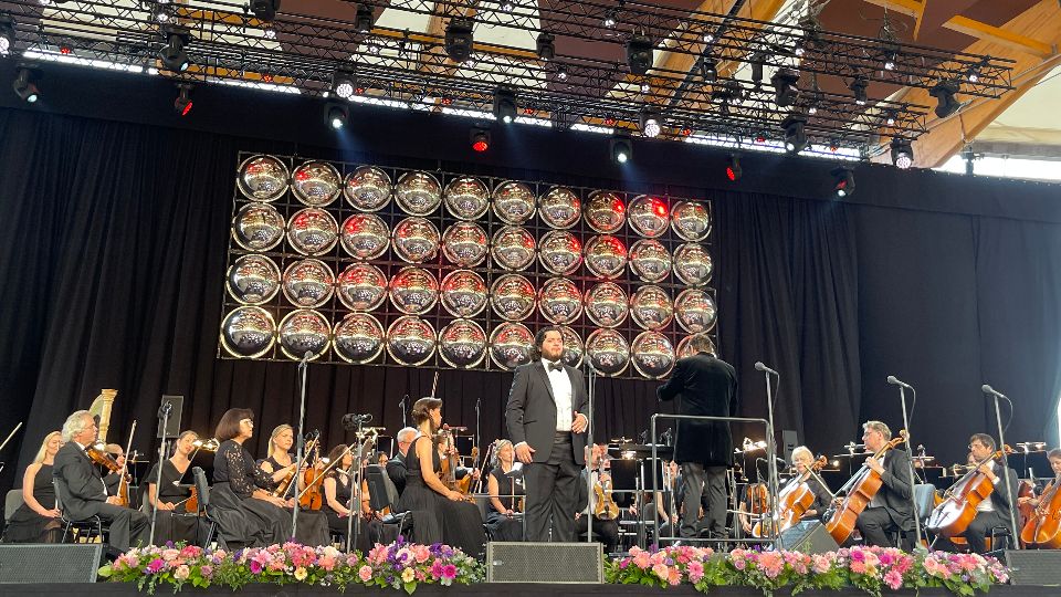 Гала-концерт в Елгаве с участием Азер Рза-заде.