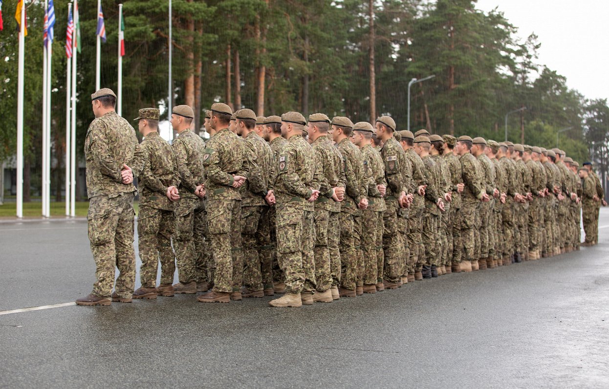 Uz starptautisko operāciju Kosovā dosies trešā Latvijas karavīru rotācija