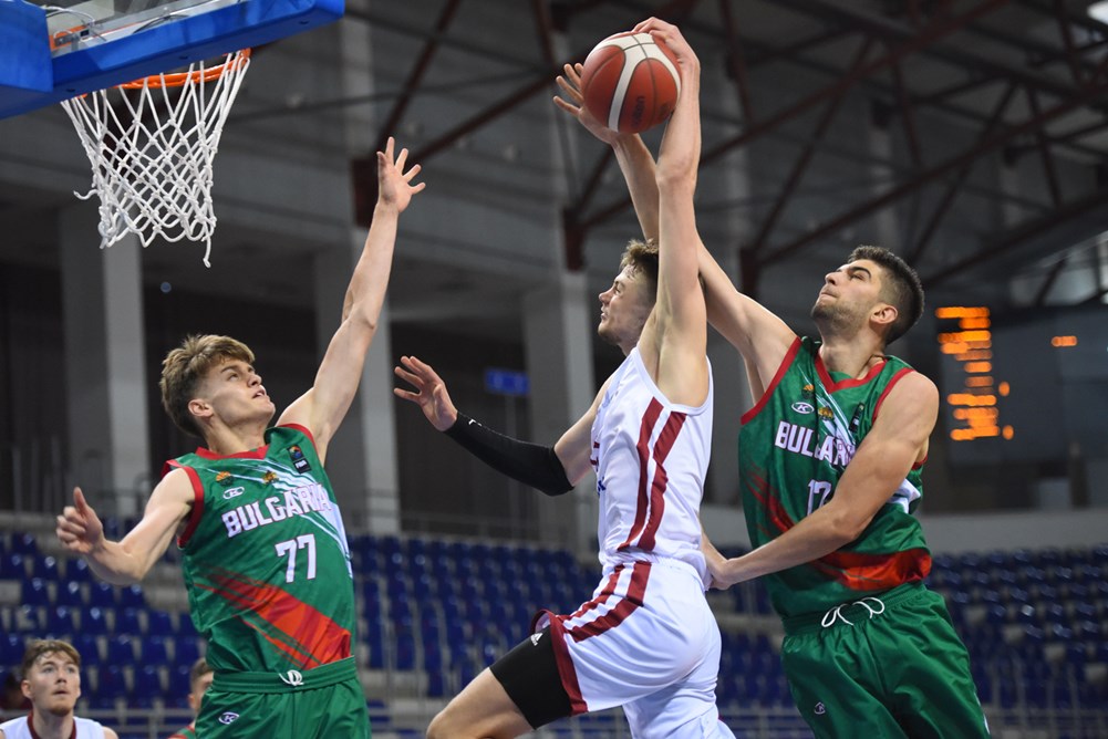 Latvijas un Bulgārijas basketbolistu spēle U-20 Eiropas čempionātā