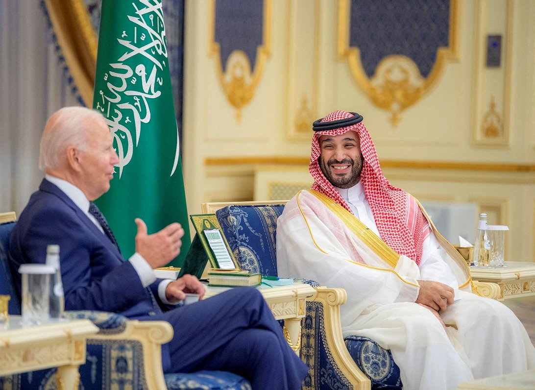 ASV prezidents Džo Baidens ar Saūda Arābijas kroņprinci Mohammedu bin Salmanu