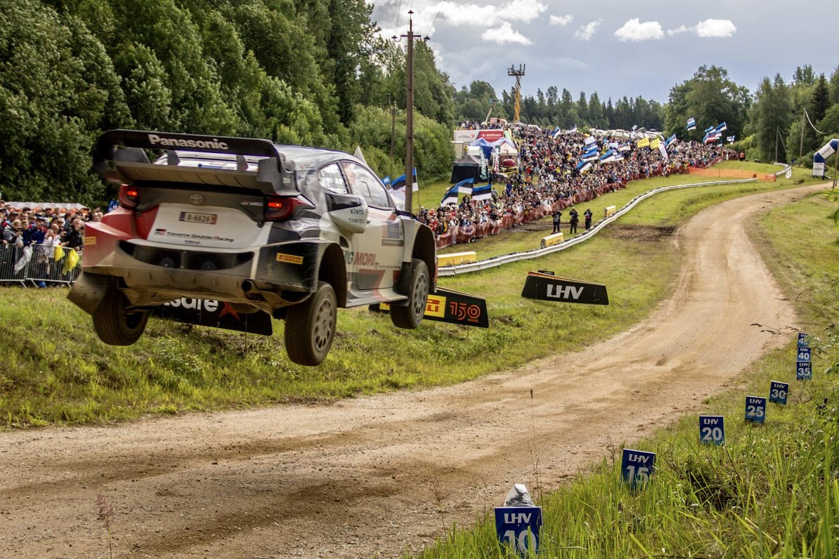 Kalles Rovanperas ekipāža 2022. gada Igaunijas WRC posmā.