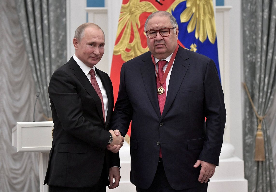 Krievijas prezidents Vladimirs Putins ar miljardieri Ališeru Usmanovu