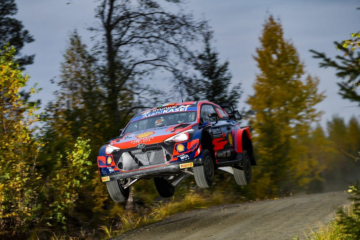 Kreiga Brīna ekipāža 2021. gada Somijas WRC posmā.