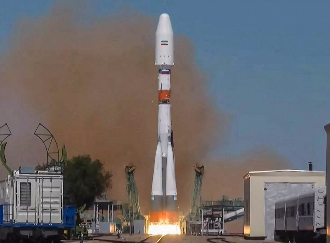 Krievija no Baikonuras kosmodroma nogādājusi orbītā Irānas satelītu