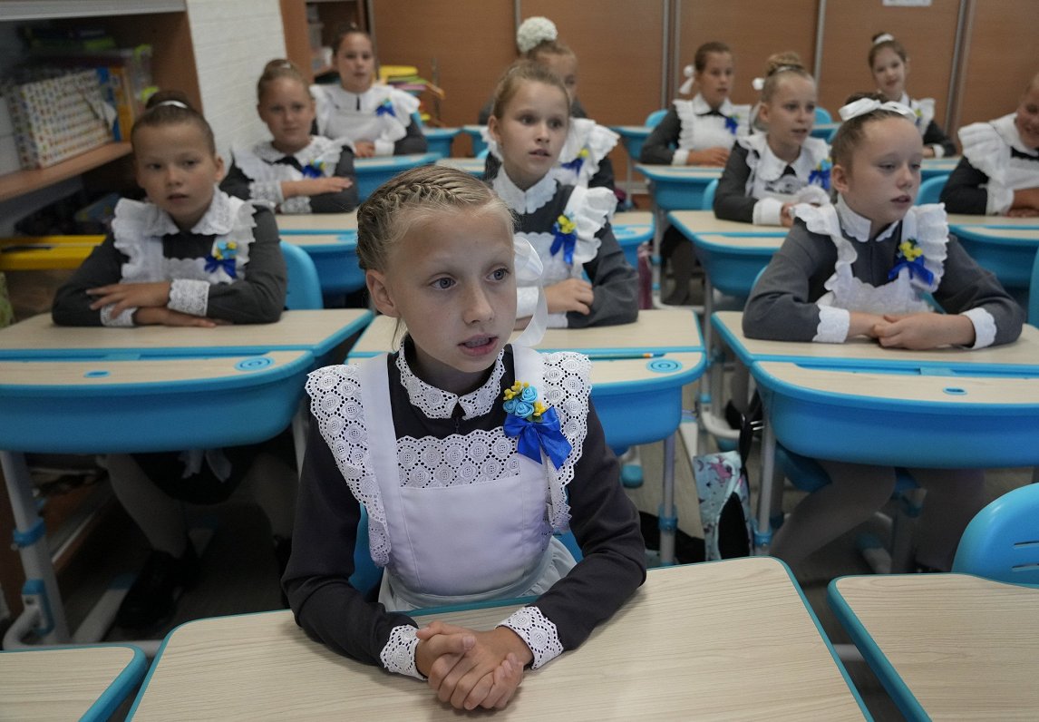 Ukraiņu skolnieces Kijivā