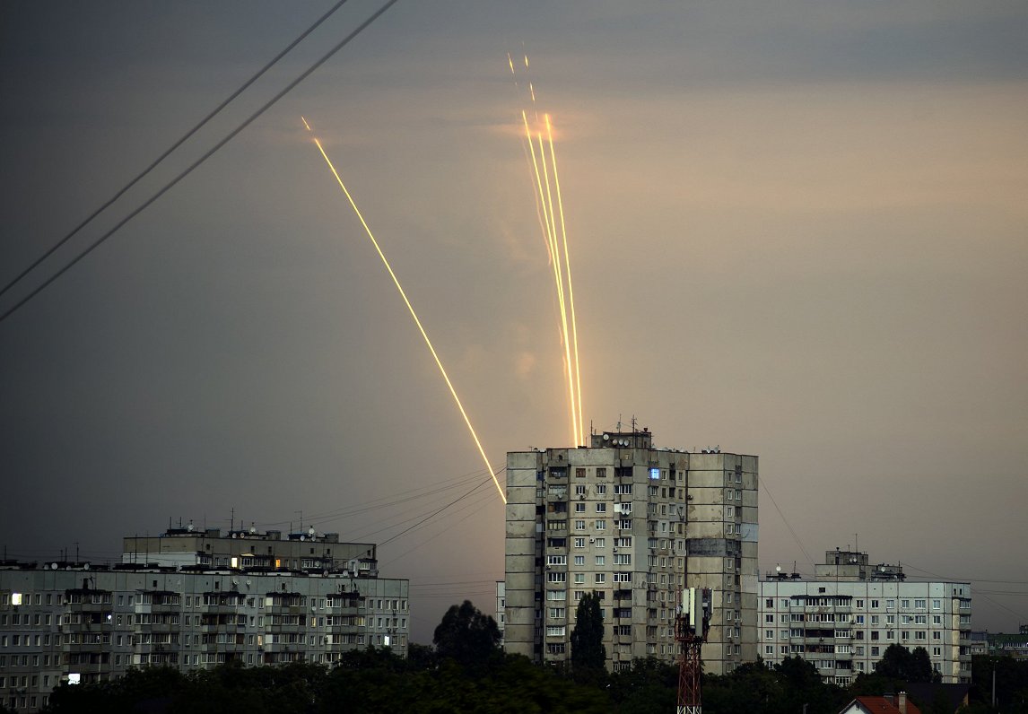 Krievu raķešu palaišana uz Ukrainas teritoriju