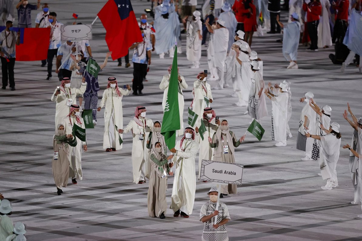Saūda Arābijas delegācija Tokijas olimpisko spēļu atklāšanā