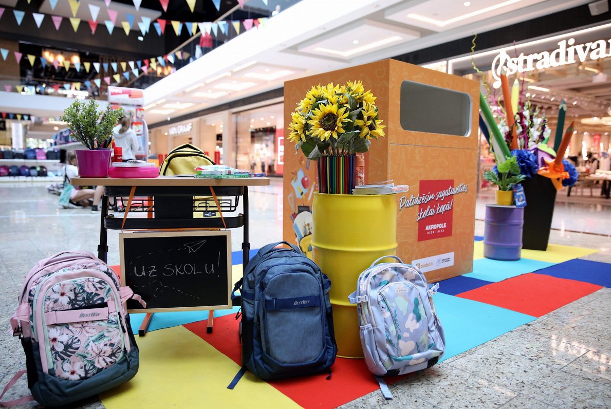 Schools charity campaign at Akropole shopping mall