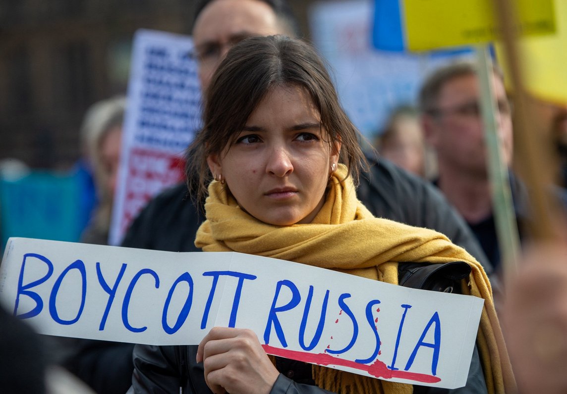Pretkara demonstrācija ar aicinājumu boikotēt Krieviju
