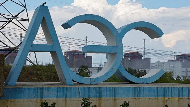 Nerimst bažas par drošību Zaporižjas atomelektrostacijā; no Ukrainas ostām ceļā dodas četri kuģi ar labību
