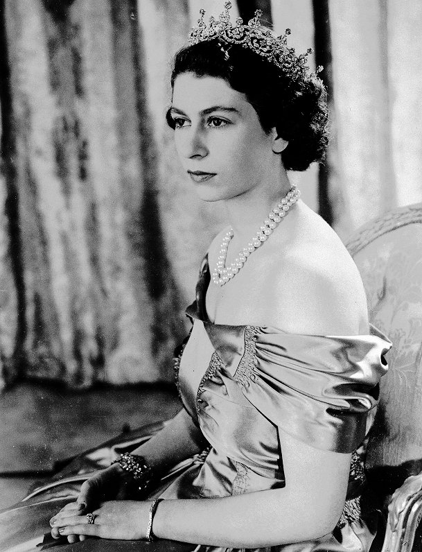 Topošā karaliene, tobrīd vēl princese Elizabete 1949. gadā