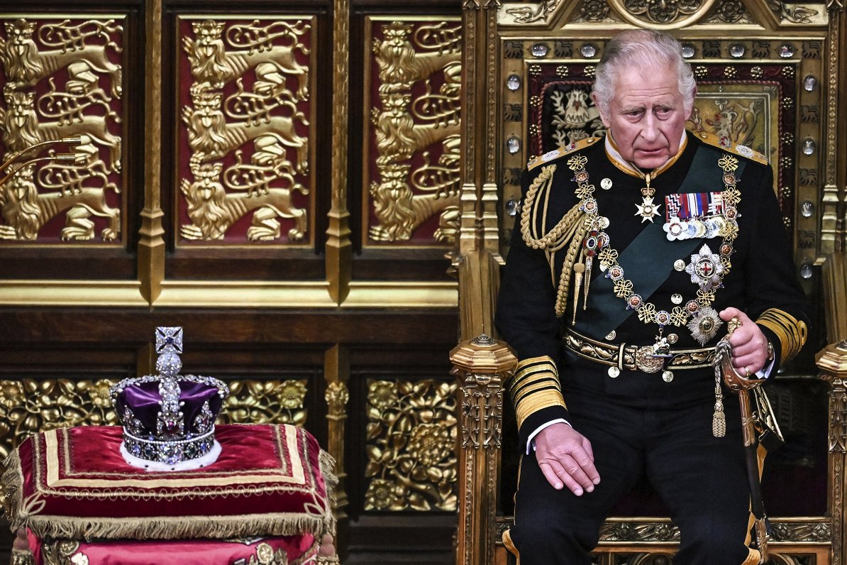 Velsas princis Čārlzs turpmāk būs pazīstams kā Lielbritānijas karalis Čārlzs III