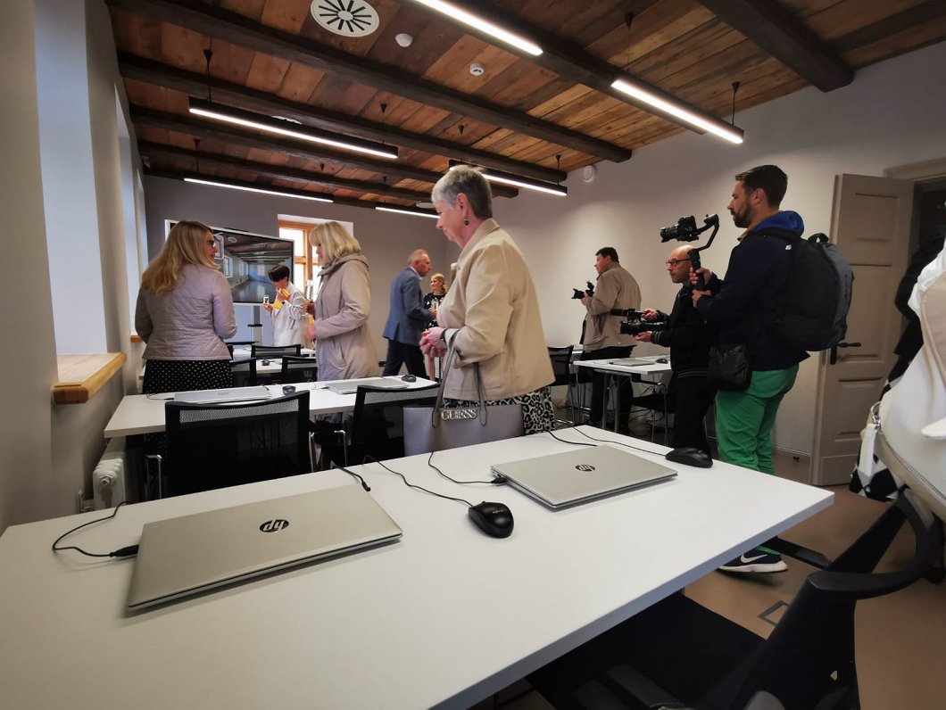 Ventspilī atklāts Latvijā pirmais Digitālās transformācijas centrs
