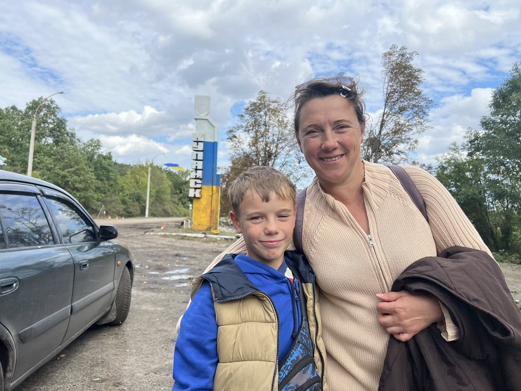 Oksana ar dēlu Iļju okupācijas laiku pārcieta Kupjanskā