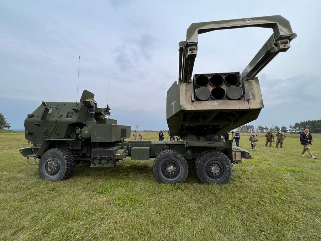 Ukrainai tiks piegādātas arī HIMARS raķešu sistēmas