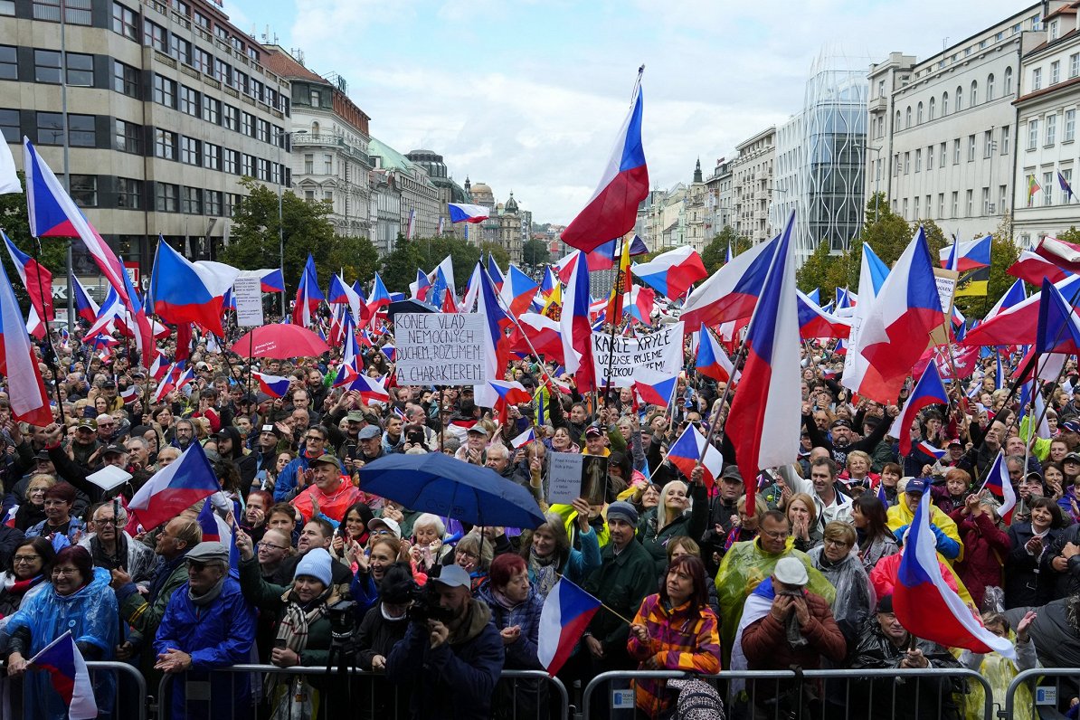 Čehijā protestē pret augstajām enerģijas cenām, 2022. gada 28. septembrī