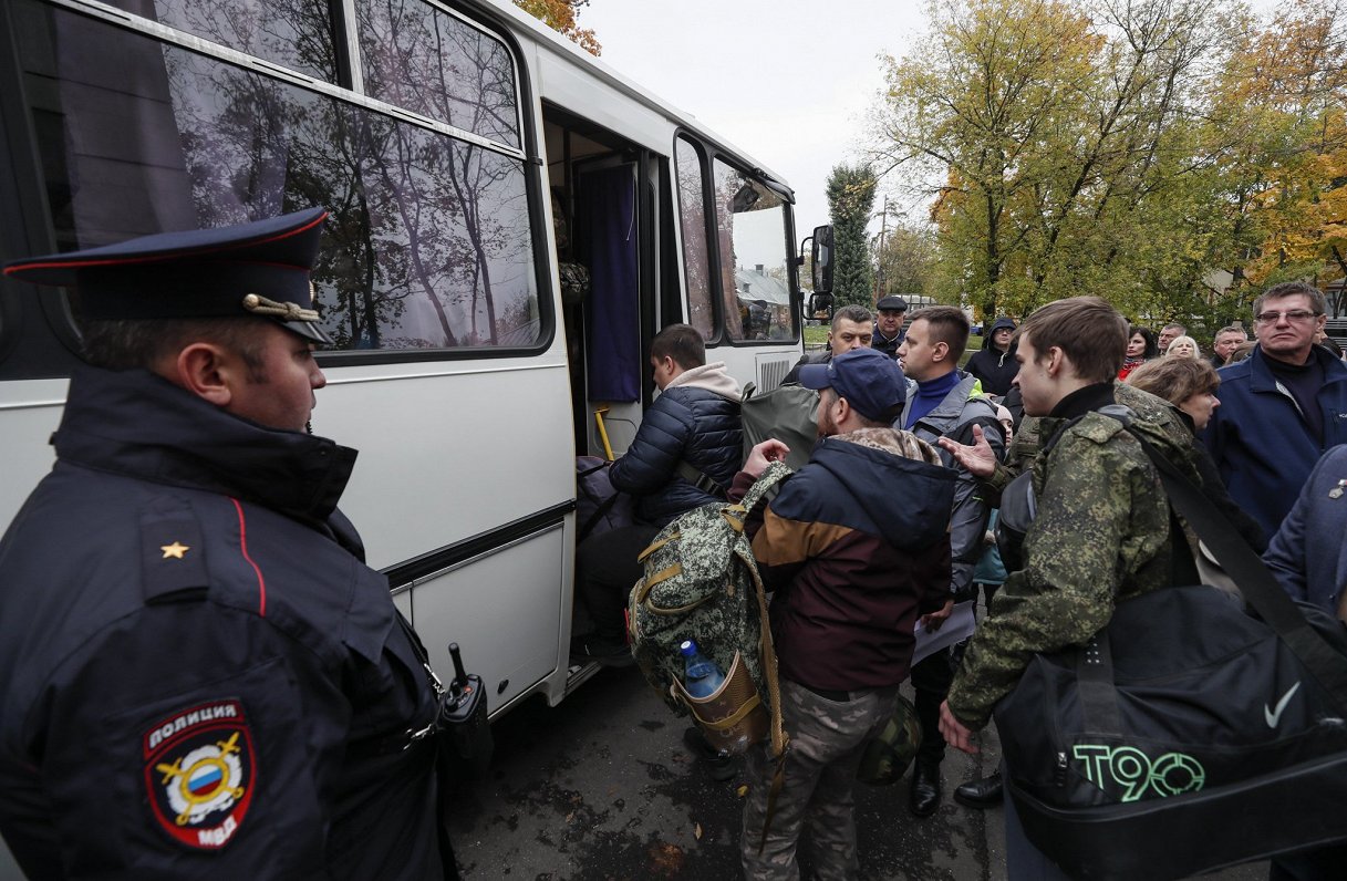 Mobilizēto vīriešu iesaukšana dienestā Krievijas galvaspilsētā Maskavā