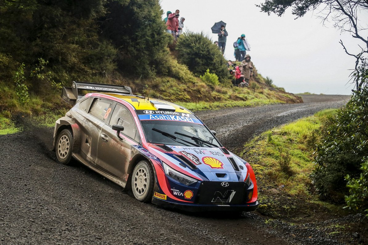 Ota Tanaka ekipāža 2022. gada Jaunzēlandes WRC posmā