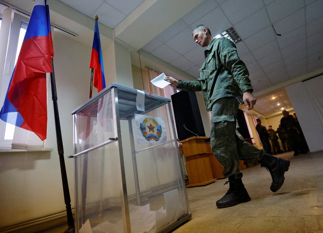 Pseidoreferendums okupētajā Luhanskā. 2022. gada 23. septembris.