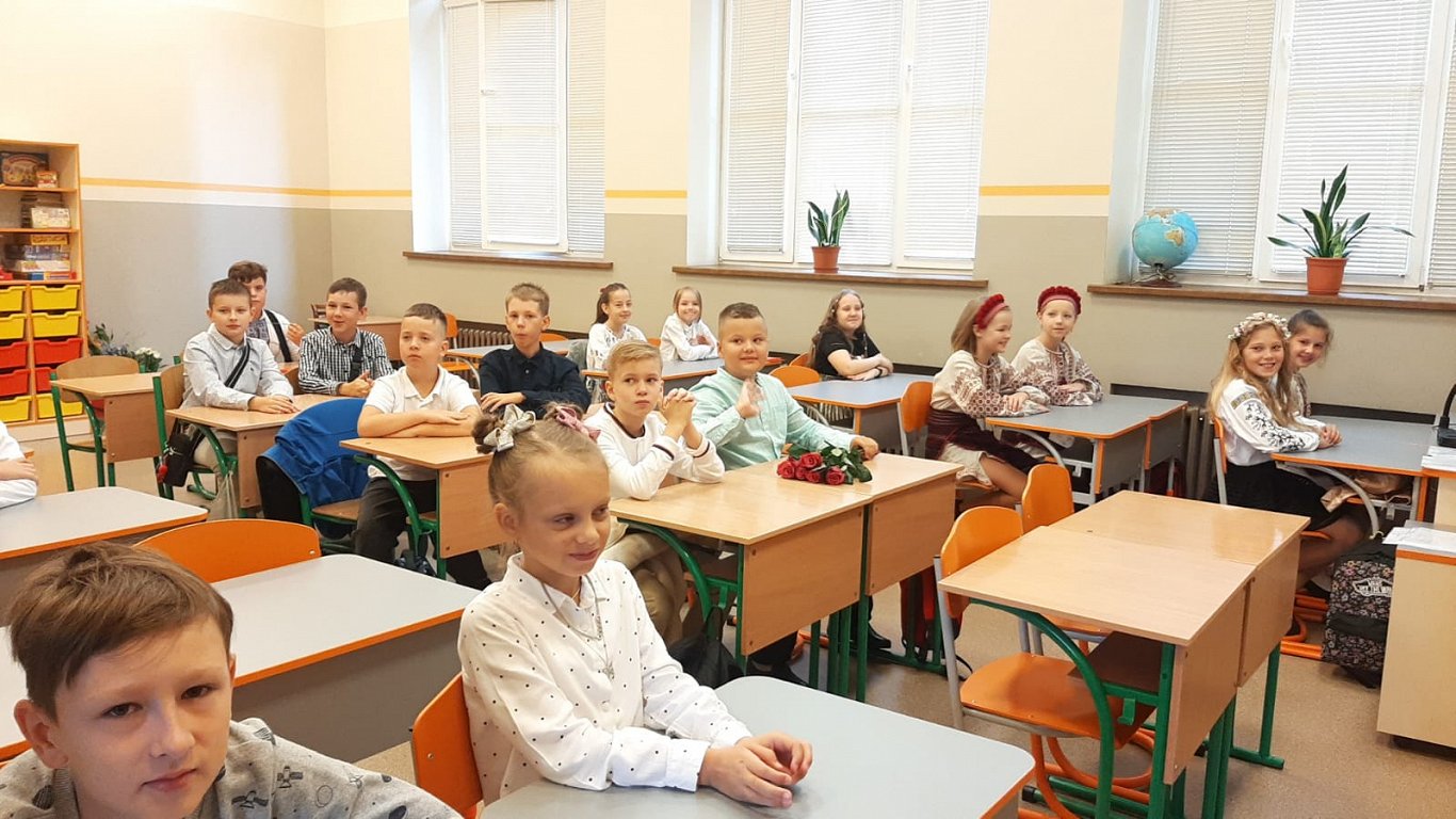 Первое сентября в Рижской Украинской средней школе.
