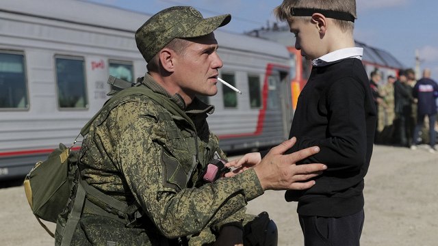 Žurnālists Ostrovskis: Šis karš visvairāk skar nabadzīgāko Krievijas sabiedrības daļu