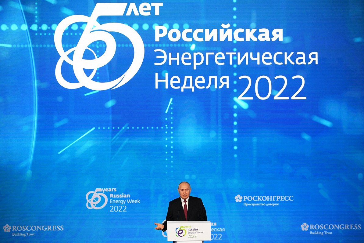Krievijas prezidents Vladimirs Putins uzrunā Krievijas Enerģētikas foruma dalībniekus