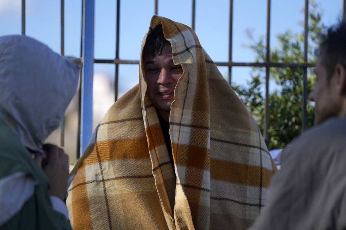 Afgāņu migrants Grieķijas pagaidu patvēruma mītnē