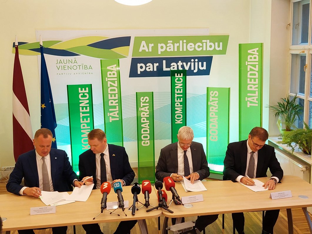 Nākamā Latvijas valdība atklāj savu ambīciju uz “ekonomikas pārveidi” / Raksts