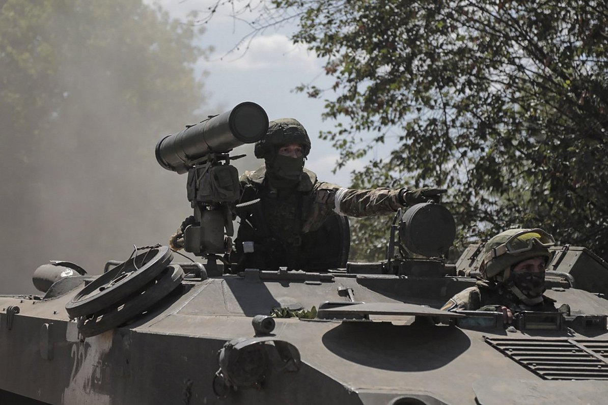 Krievijas armijas karavīri Hersonas apgabalā Ukrainā