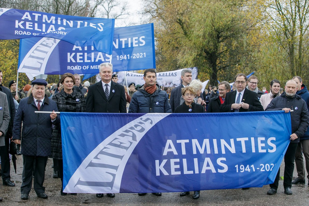 Lietuvas prezidents Gitans Nausēda piedalās holokausta upuru atceres pasākumā