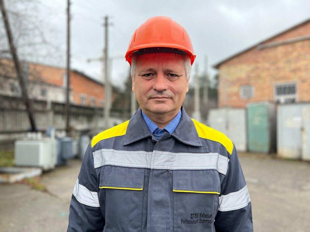 Uzņēmuma &quot;DTEK&quot; Kijivas elektrotīkli&quot; enerģētiķis Sergejs Forošča.