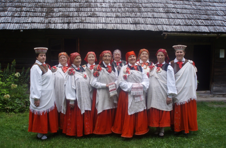 Pirmo Tradicionālās kultūras izcilības balvu folklorā saņem Iveta Tāle un Otaņķu etnogrāfiskais ansamblis