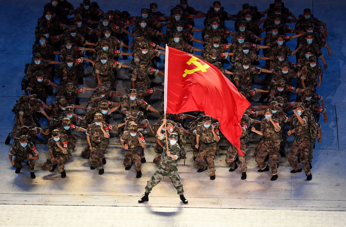 Ķīnas armijas priekšnesums Pekinā
