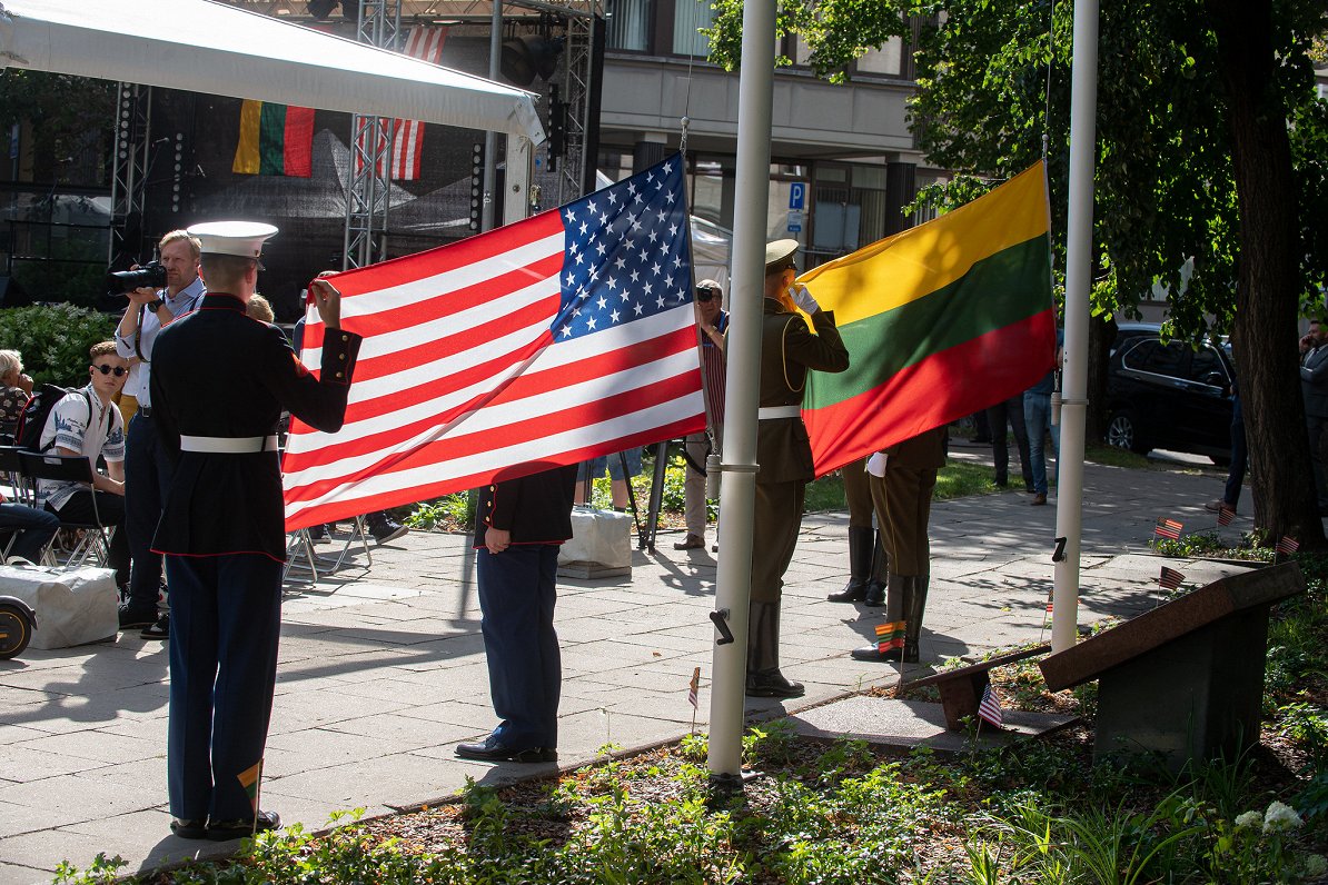 U.S. and Lithuanian flags in Vilnius