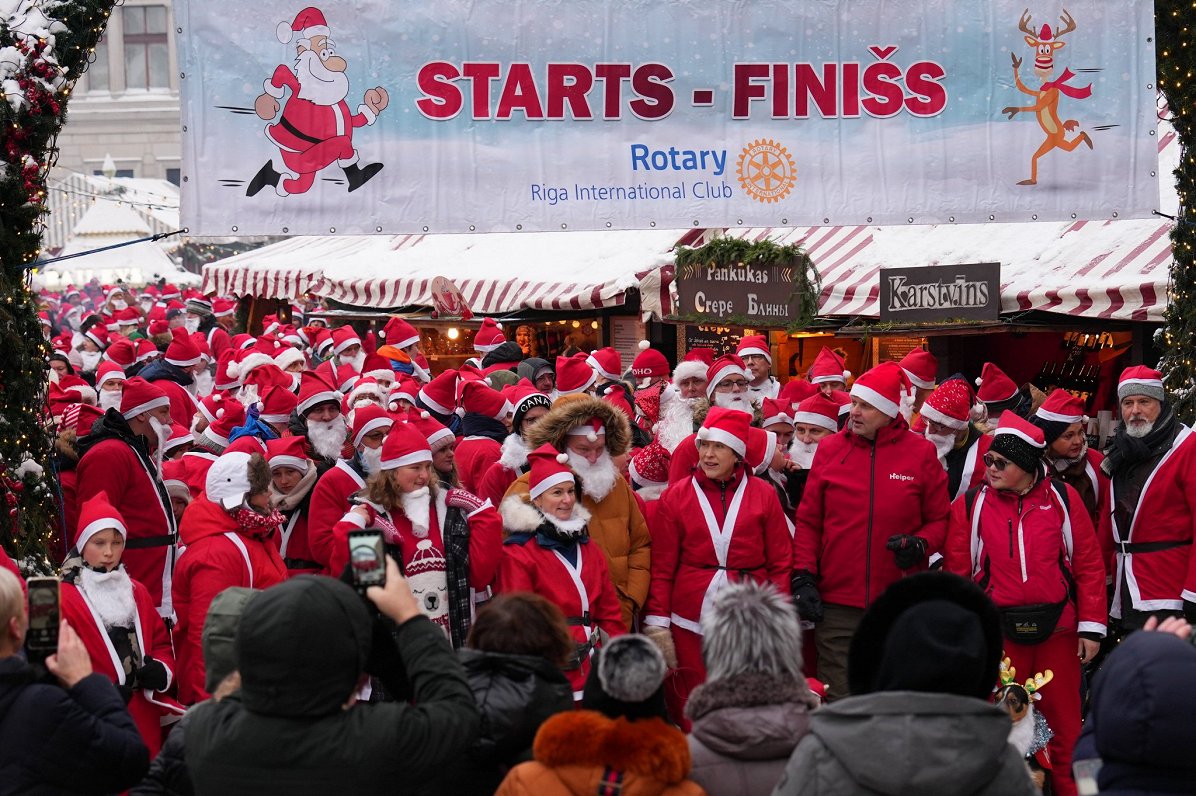 Ziemassvētku vecīša skrējiens Rīgā 2022,gada 11.decembrī