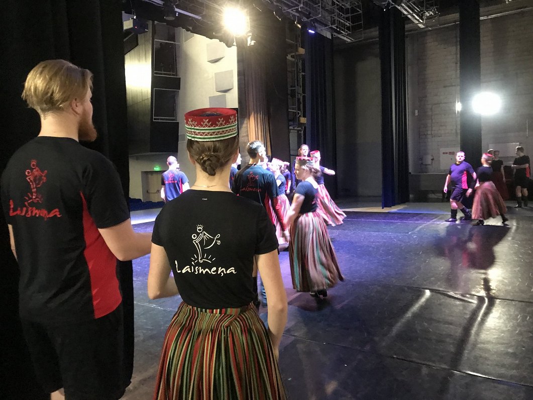 Tautas deju kolektīvi Daugavpilī gatavojas Dziesmu un deju svētkiem