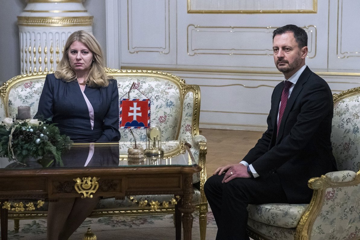 Slovākijas prezidente Zuzana Čaputova tiekas ar premjeru Eduardu Hegeru