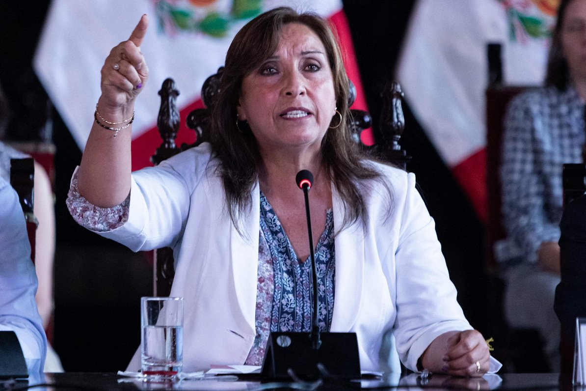 Peru prezidente Dina Boluarte 17.12.2022. paziņo, ka neatkāpsies no amata