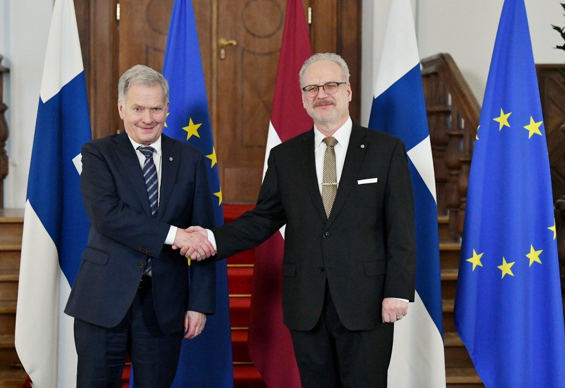 Valsts prezidents Egils Levits tiekas ar Somijas prezidentu Sauli Nīnisti