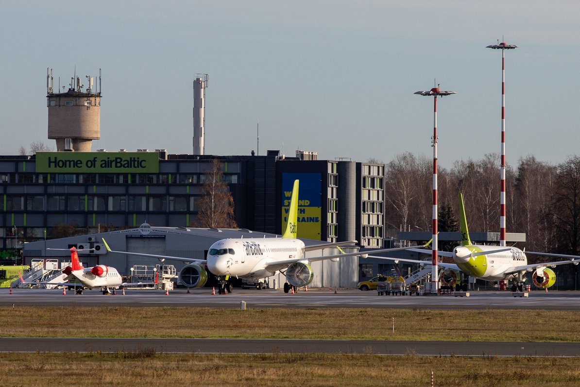 Самолеты airBaltic. Иллюстративное фото