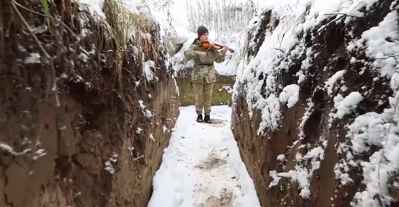 «Червона калина». Украина, линия фронта, 13.12.2022.