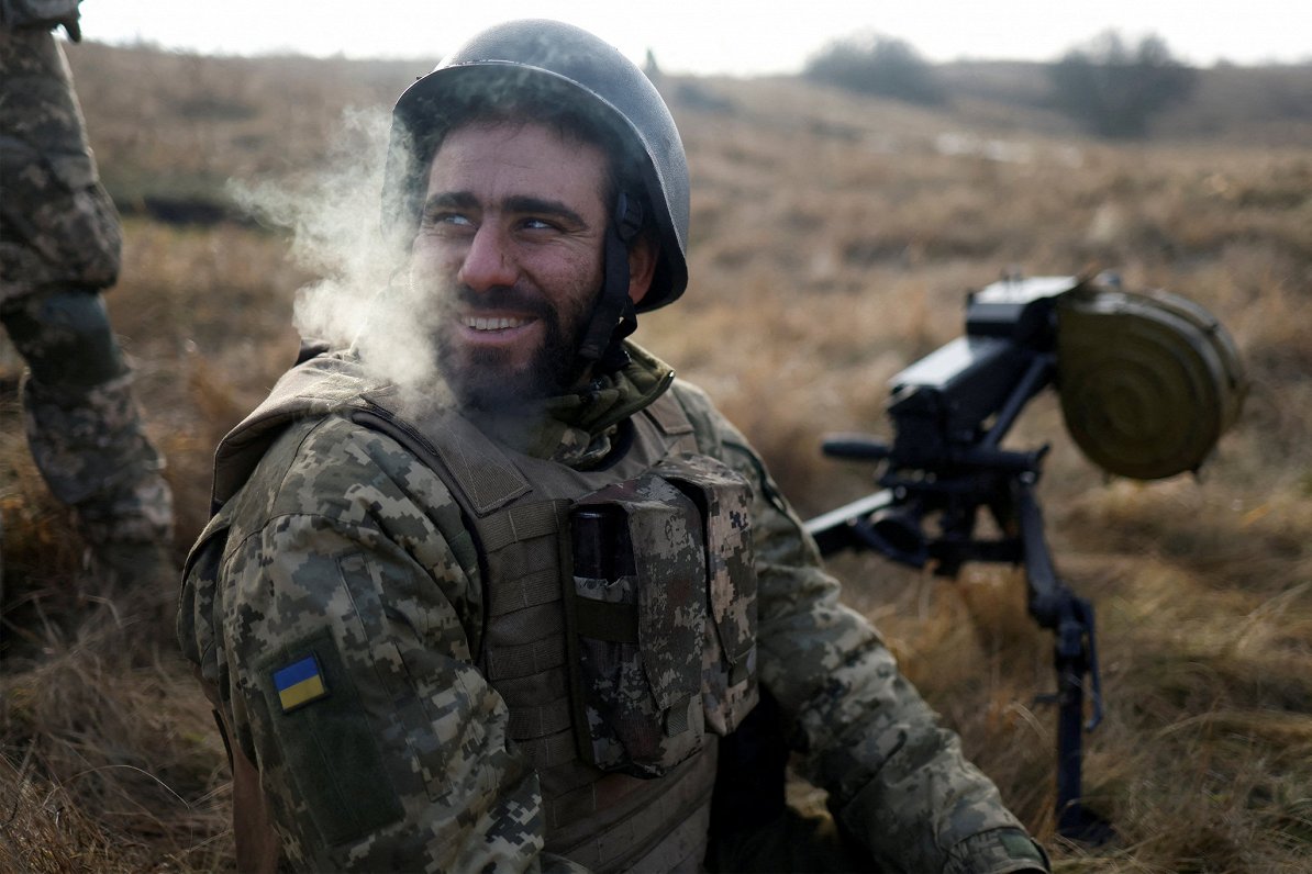 Ukrainas armijas karavīri Kreminnas pilsētas apkaimē