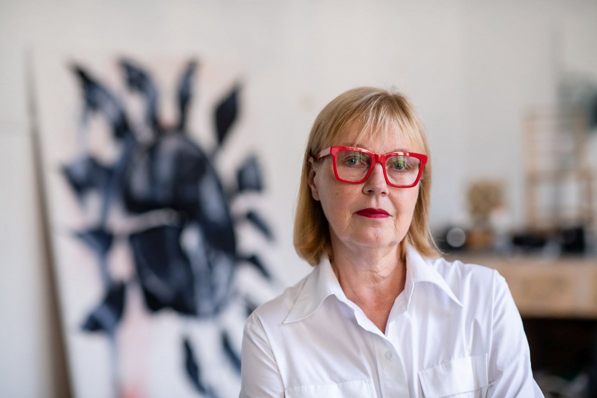 Sandra Krastiņa LNMM projektā “Mūra nojaukšana. Latvijas māksla 1985–1991”
